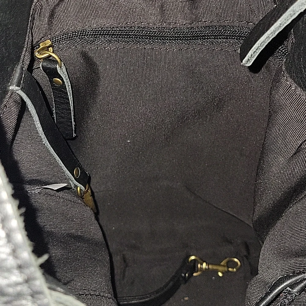 Duluth Trading Co. Black Leather Hobo Crossbody Shoulder Bag